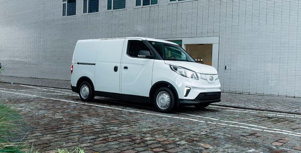 MAXUS-eDeliver-3-exterior-lateral.jpg