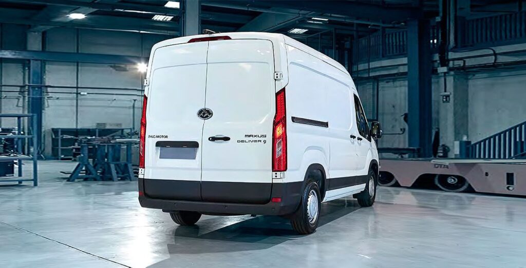 MAXUS-eDeliver-9-L3H2-exterior-trasera.jpg