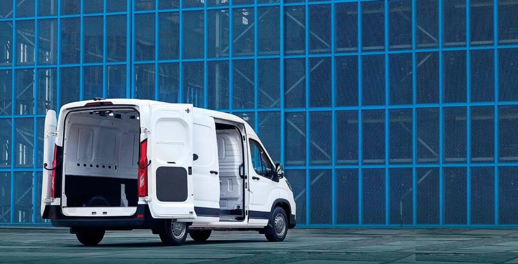 MAXUS-eDeliver-9-L3H2-exterior-trasera-2.jpg