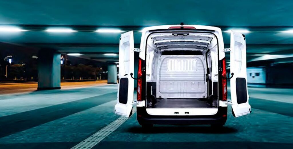 MAXUS-eDeliver-9-L3H2-exterior-trasera-3.jpg