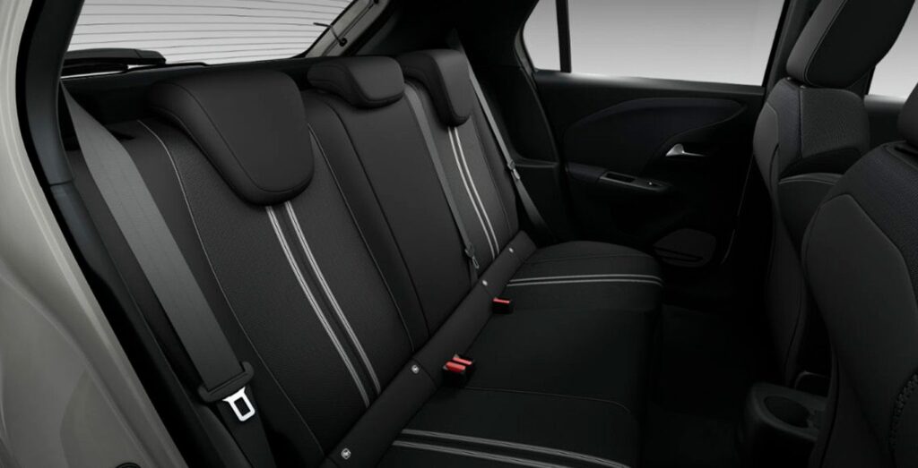 OPEL-Corsa-1.2T-XHL-GS-100cv-interior-trasera.jpg