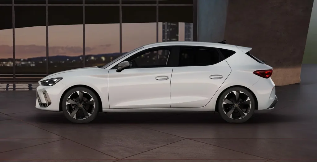 Cupra-Leon-1.5-TSI-110kW-lateral.webp