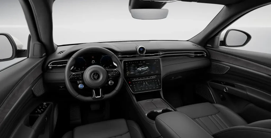 MASERATI-Grecale-300-QS-interior-delantera.webp