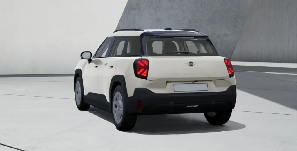MINI-Aceman-SE-160kW-I-trasera.webp
