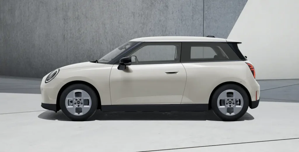 MINI-Cooper-SE-Essential-lateral.webp