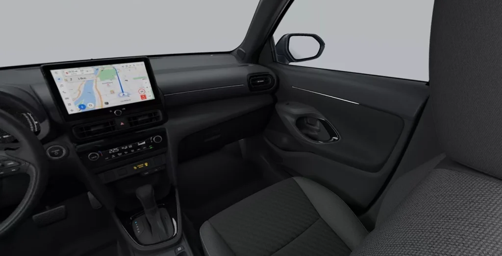 TOYOTA-Yaris-Cross-130H-e-CVT-5P-ACTIVE-PLUS-interior-delantera-II.webp