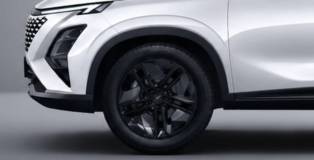 Omoda-5-EV-61kWh-Pure-155kW-rueda.webp