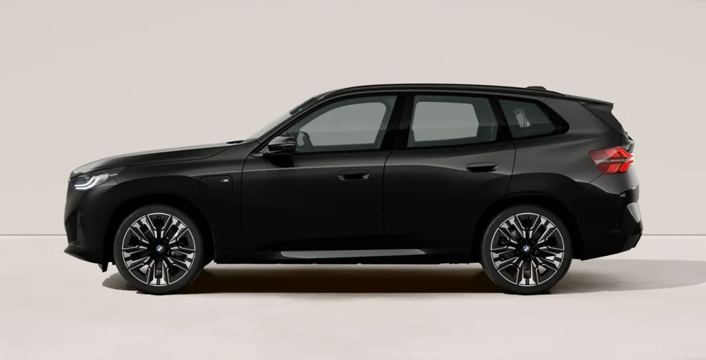 BMW-X3-30e-xDrive-II-lateral-negro