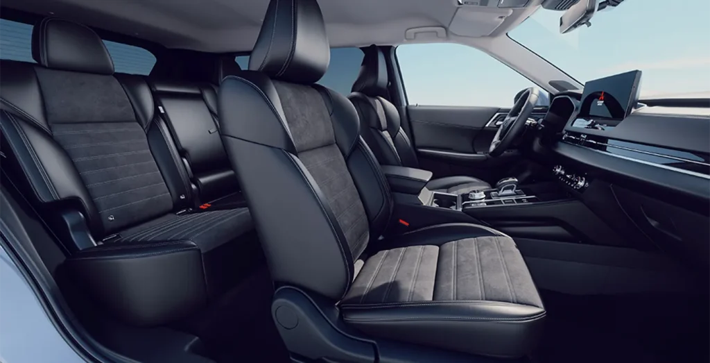 Mitsubishi-Outlander-PHEV-Kaiteki-4WD-306CV-interior-delantera